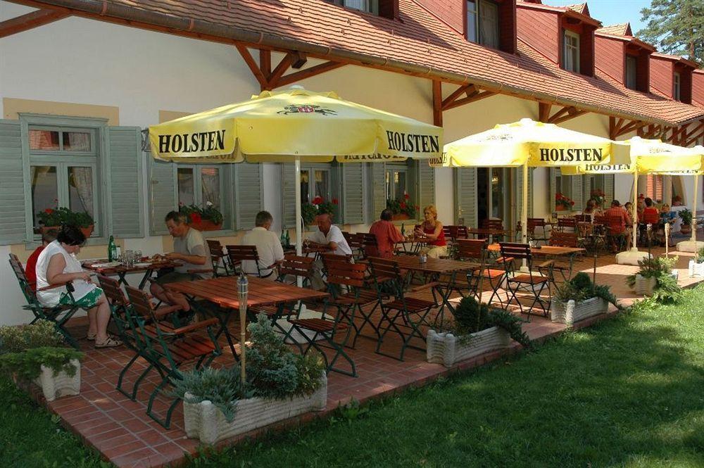 Abbazia Country Club Hotel Nemesnep Exterior photo